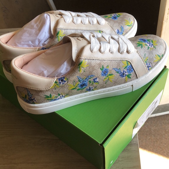 NWB Kate Spade Erin Spd Flower Festive Women's Sneakers size 7.5 & 8 available - Picture 5 of 14